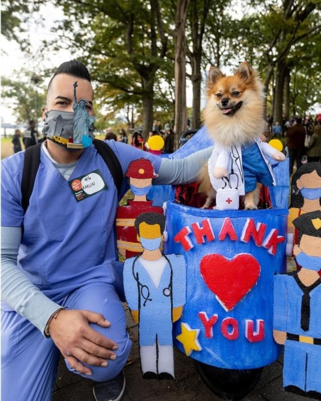 New York shelter hosts 'puppy parade' with dogs in Mets jerseys