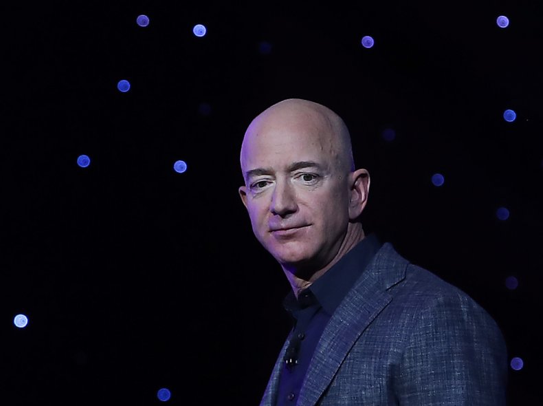 Blue Origin Founder Jeff Bezos Makes Announcement