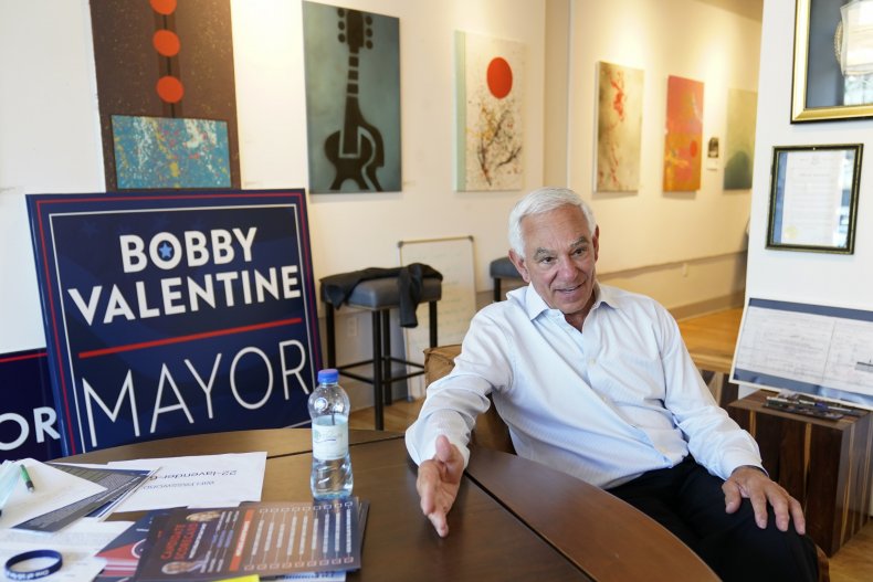 Bush Backs Bobby Valentine's Campaign