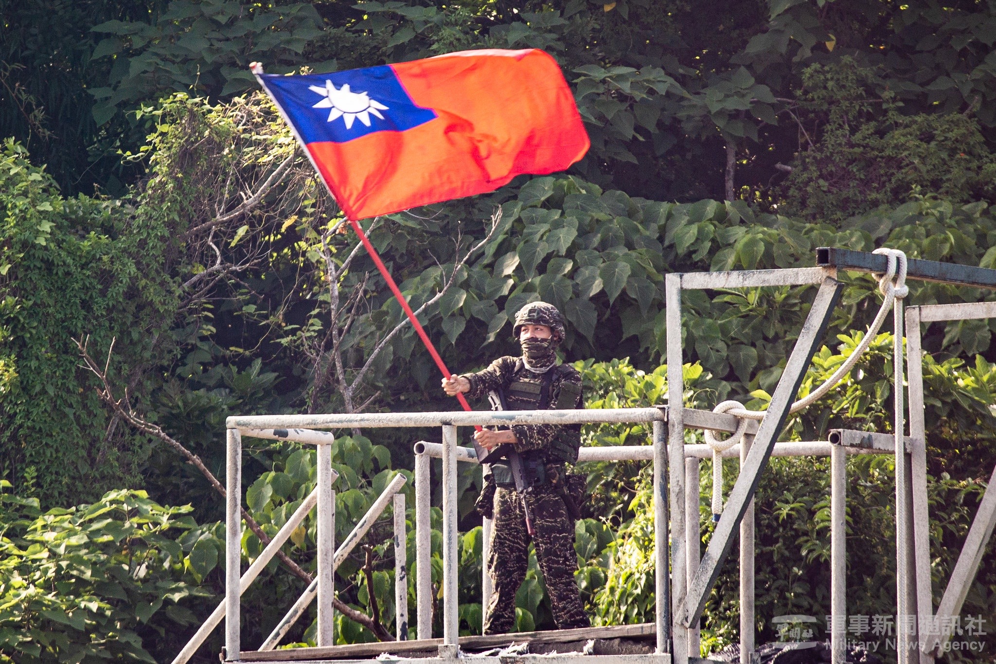 Taiwan Defense Chief Offers Fighting Talk Amid Doubts About Troop Readiness
