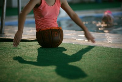 Inspirational Basketball Girl Continues Inspirational Swimming Journey Inspirational Basketball Girl Continues Inspirational Swimming Journey