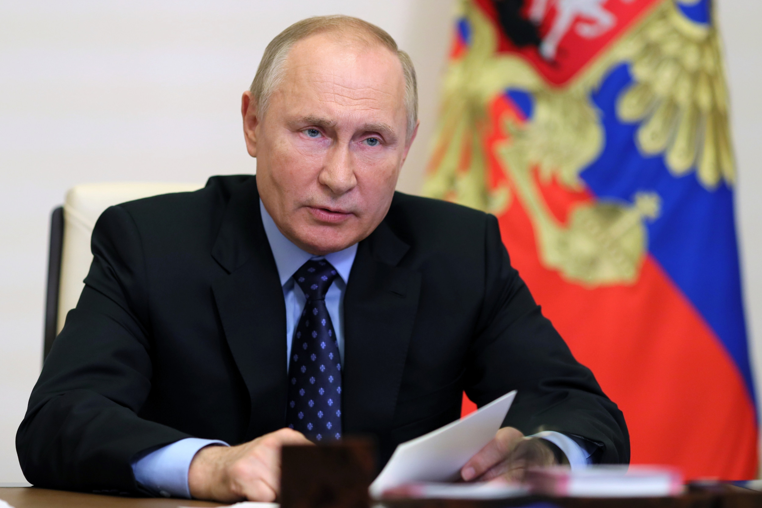 Photo of Wladimir Putin senkt die Gaspreise in Europa, indem er das Unternehmen beauftragt, Österreich und Deutschland zu beliefern