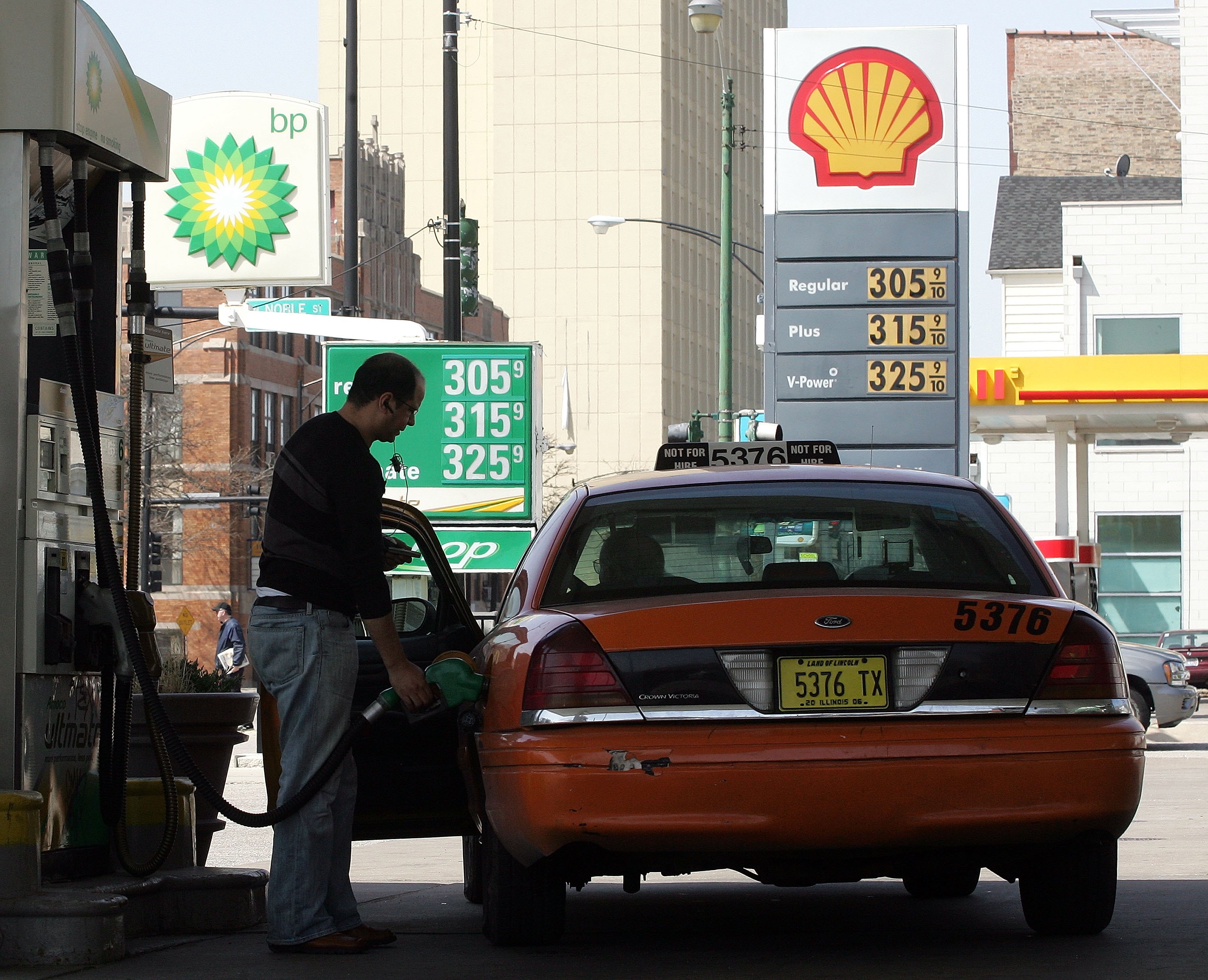 Carolyn Maloney to Subpoena Major Oil Companies in Climate Disinformation Investigation