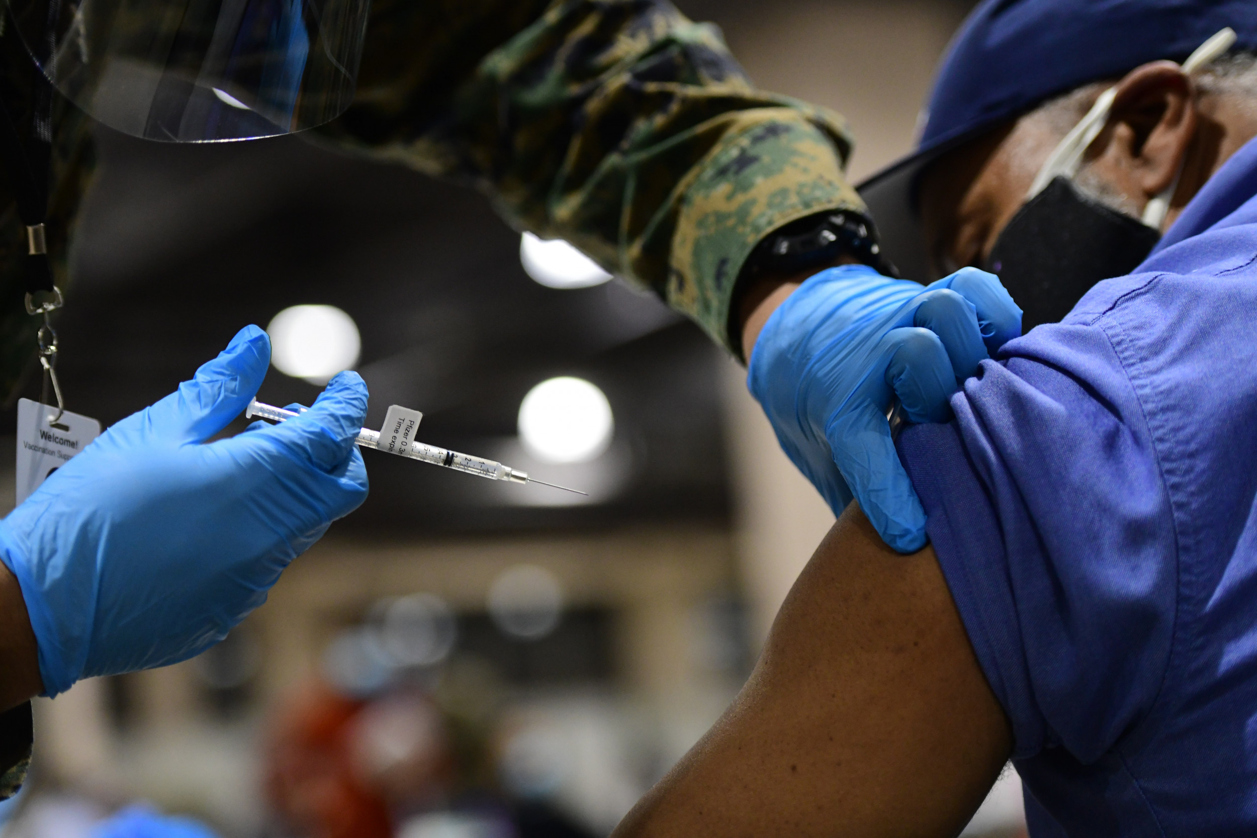 Vaccinated PA State Employees Will Receive Extra Days of Paid Leave as Incentive