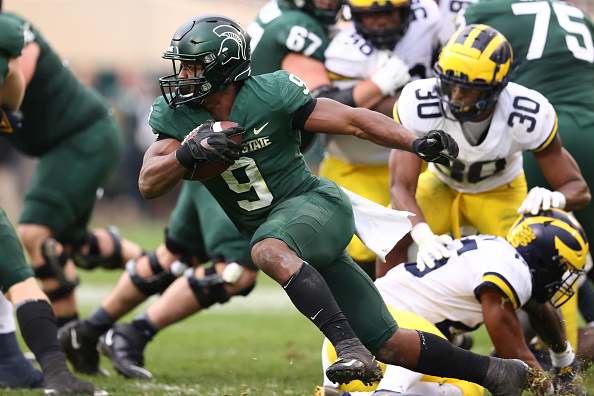 Michigan State s Kenneth Walker Runs His Way Into a Narrowing