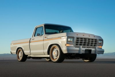 All-Electric F-100 Eluminator Concept Truck All-Electric F-100 Eluminator Concept Truck