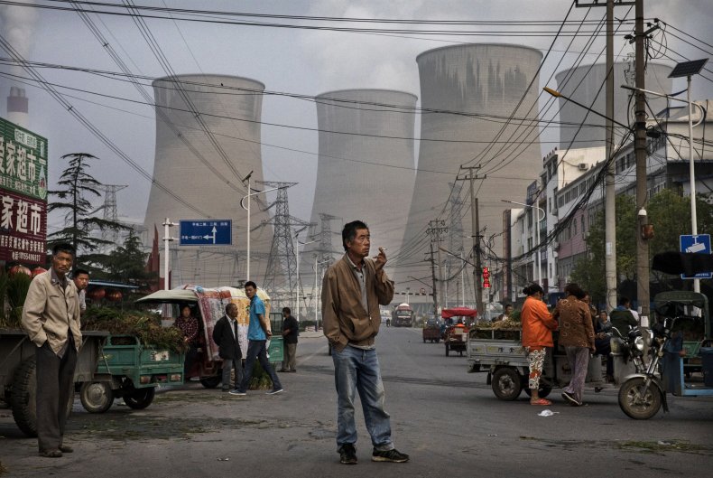 China fires up old coal power stations