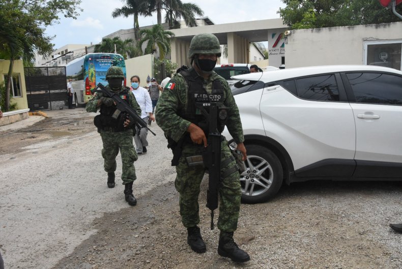 Mexican soldiers in Cancun
