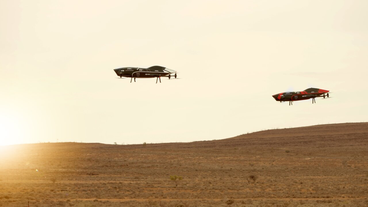 Watch “flying cars” racing in the desert ahead of new motorsport series