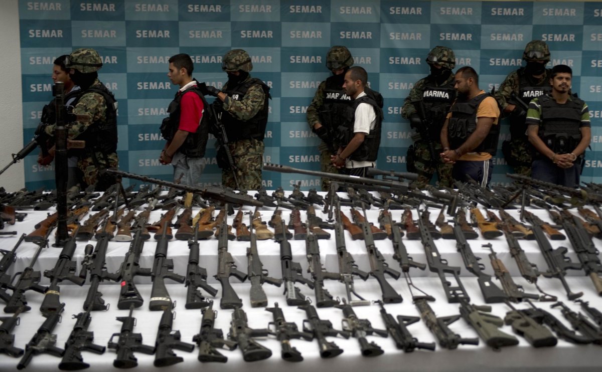 US Hemorrhaging Weapons to Mexico, One at a Time