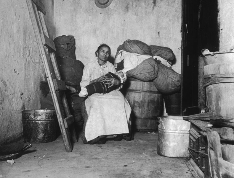 Tenement dwellers in New York City