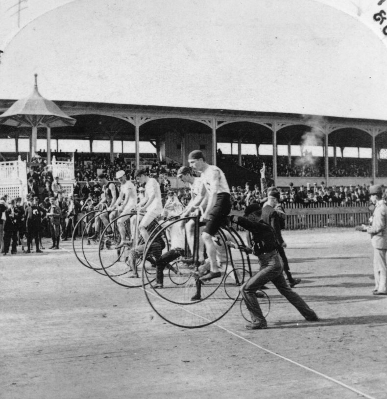 Penny farthing race in New York