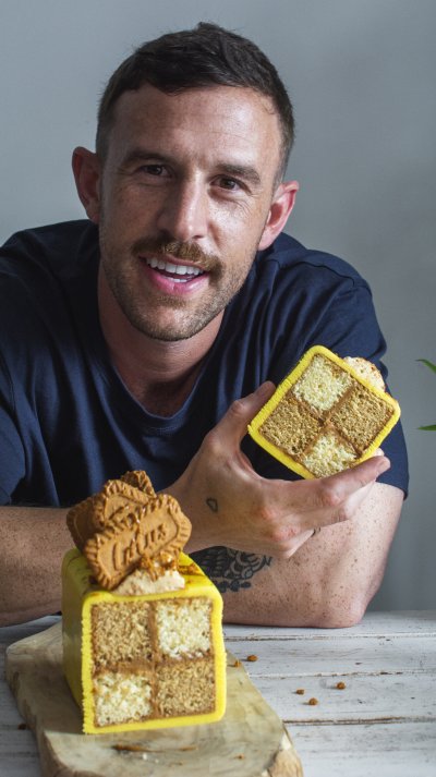 Joe Moruzzi with a cheesecake creation Joe Moruzzi with a cheesecake creation