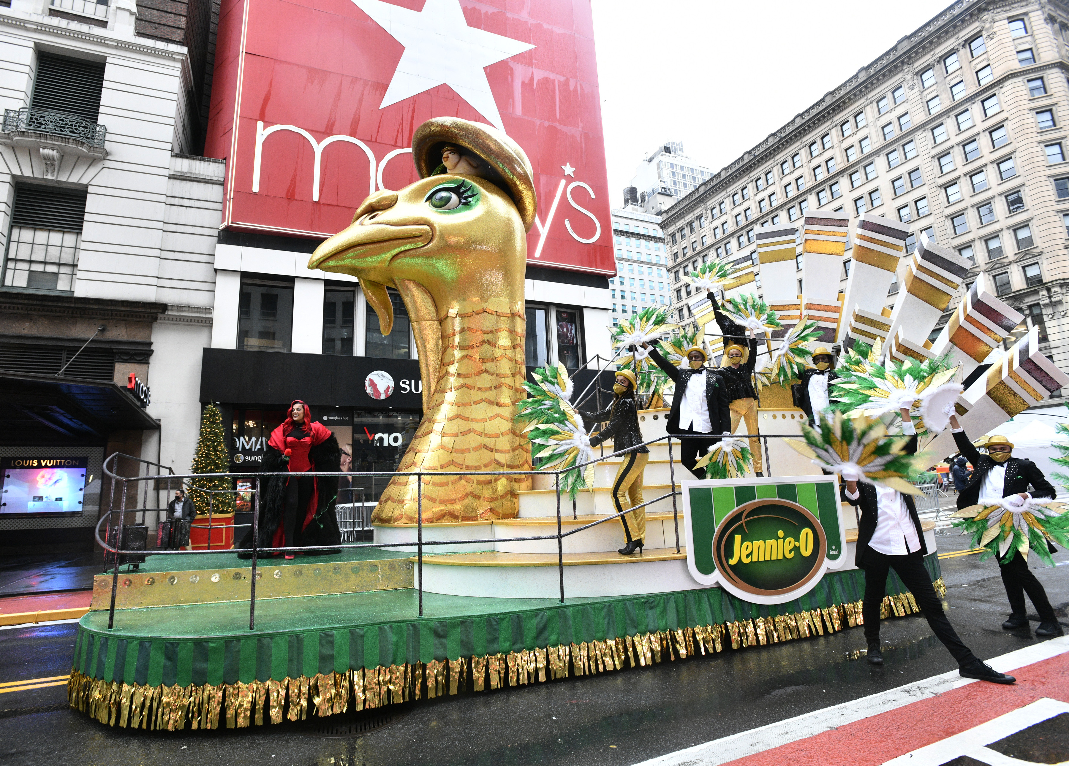 How To Watch Macy's Thanksgiving Parade Live on TV and via Livestream
