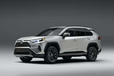 Toyota RAV4 SE Hybrid Toyota RAV4 SE Hybrid