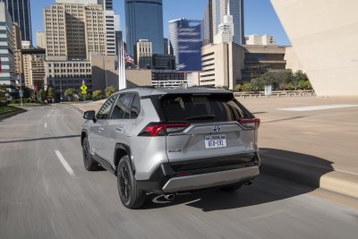 2022 Toyota RAV4 SE Hybrid 2022 Toyota RAV4 SE Hybrid