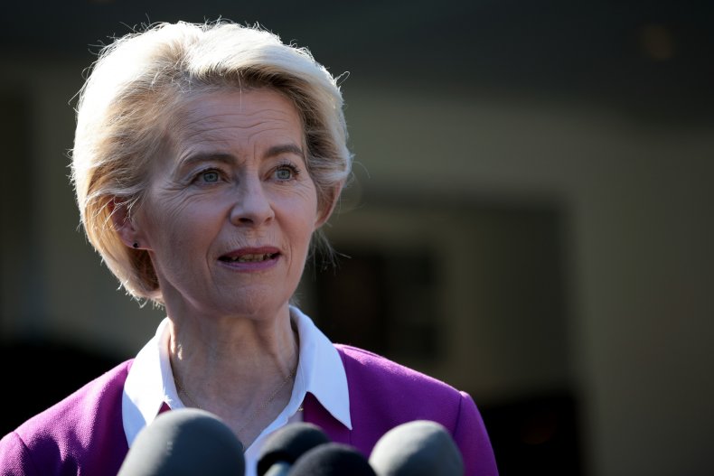 Biden, EU President Discuss Airline Sanctions