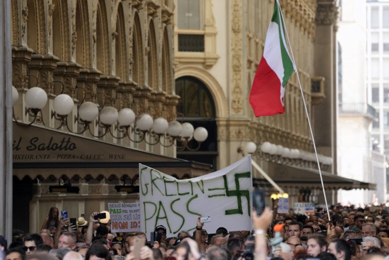 Italy, anti-vaccine, protest