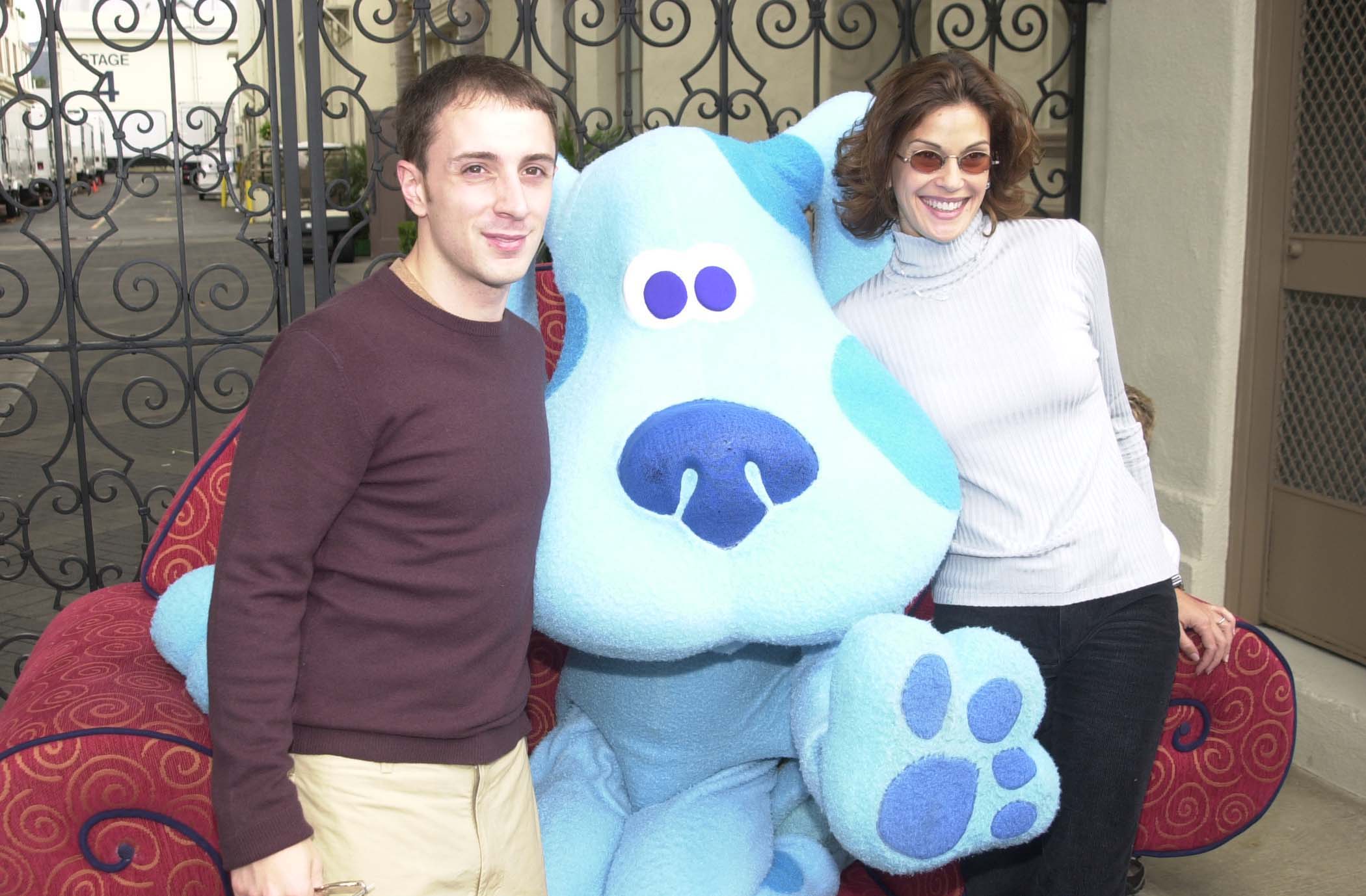 'Blue's Clues' Host Steve Burns Excites Fans by Joining TikTok: 'I AM ...