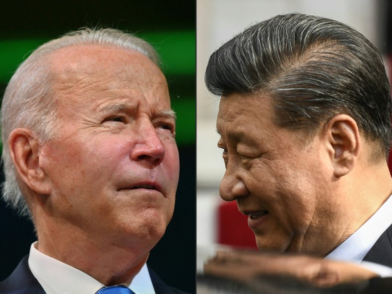 Joe Biden talks with Chin'a Xi Jinping