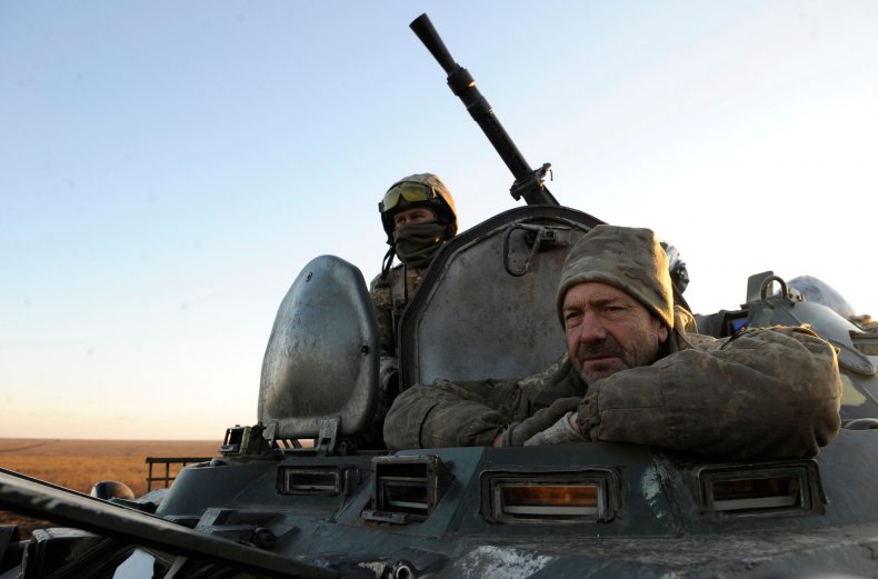 Ukraine troops near Crimea border