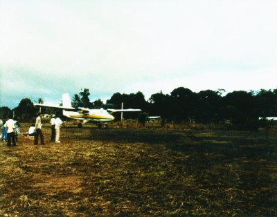 Jonestown plane arrives 1978 2