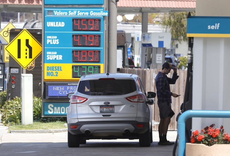 Biden Calls for Probe Into Gas Prices