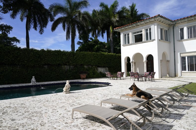 Miami mansion, Gunther, German shepherd