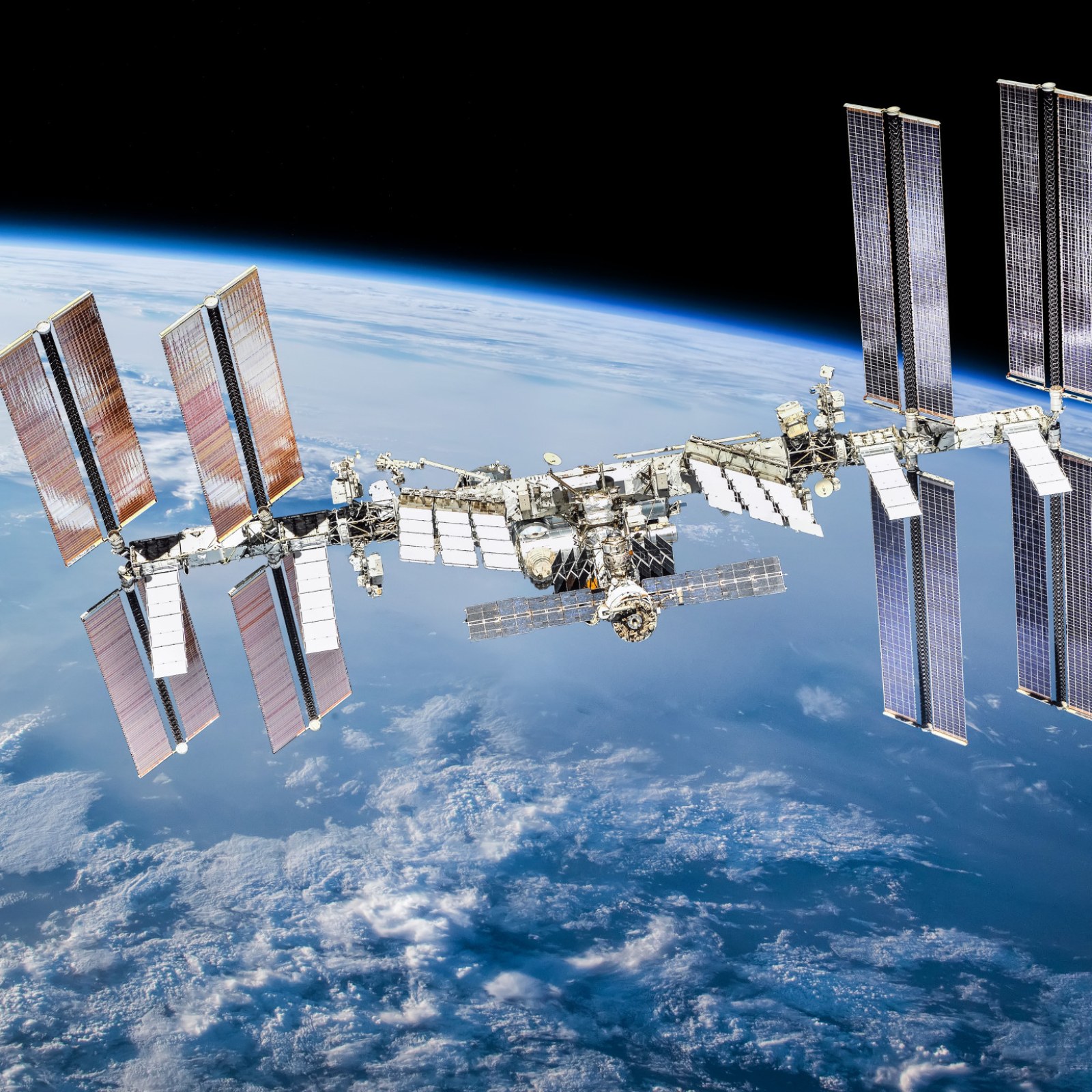 ISS Operations 'Return to Normal' Following Scare From Russian Space Debris