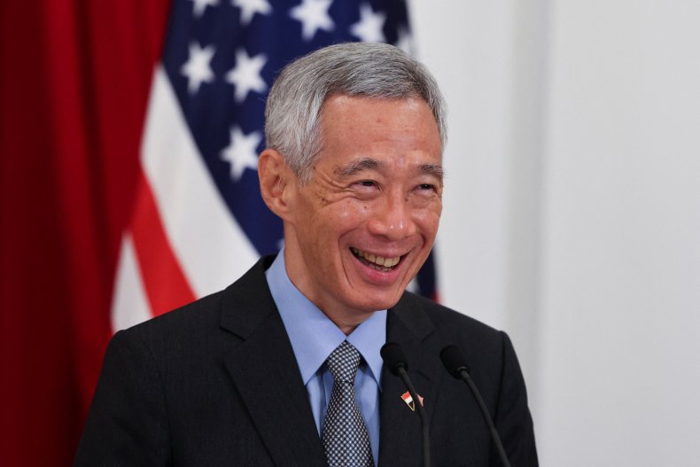 Singapore's Lee Hsien Loong Chats U.S.-China Relations