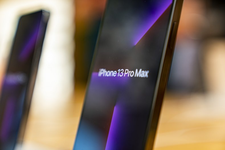 Apple IPhone 13 Pro Max on Display