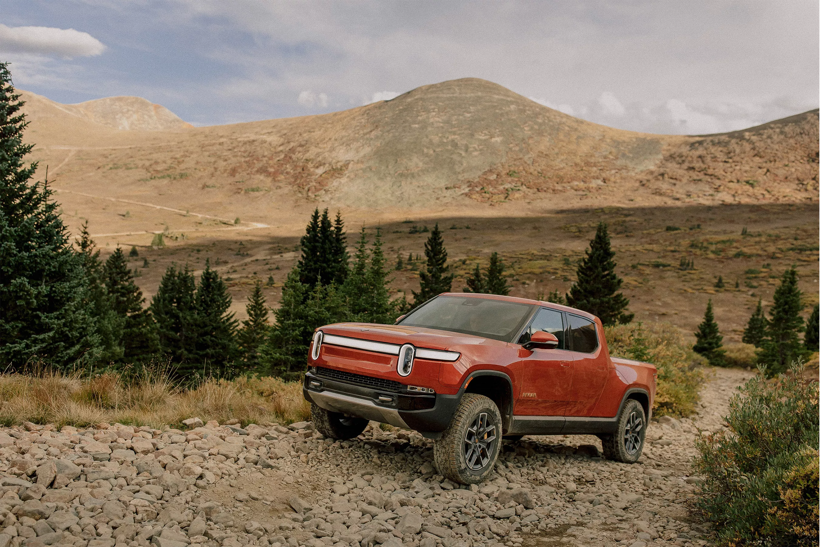 Rivian Partners With Environmental Group to Protect the Trails it Tackles - Vimarsana News