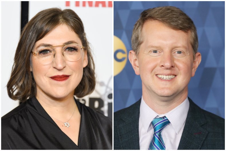 "Jeopardy!" hosts Mayim Bialik and Ken Jennings