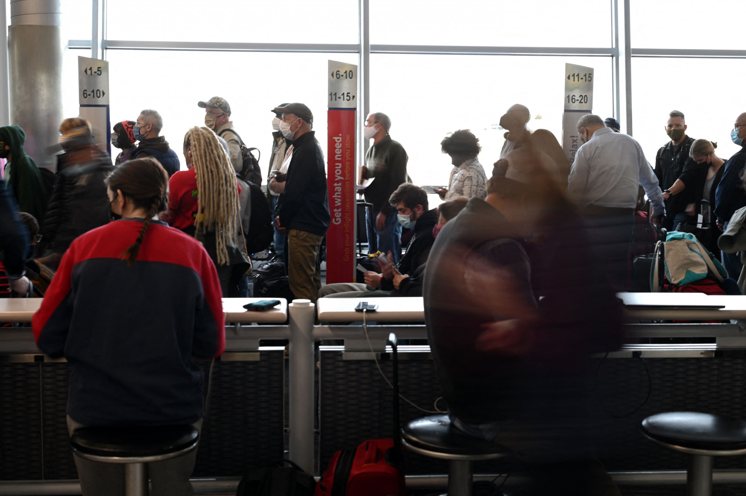 Thanksgiving Travel Live Updates: Airlines Under Pressure As Millions ...