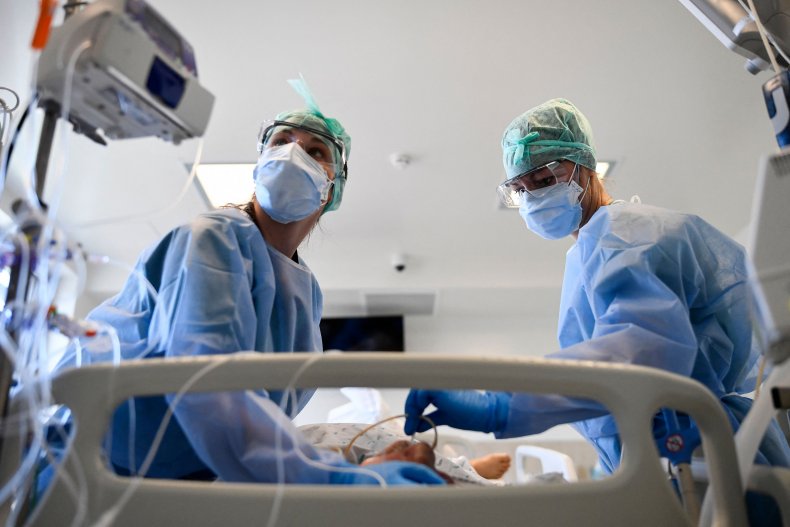 Medical staff at the Etterbeek-Ixelles Hospital 
