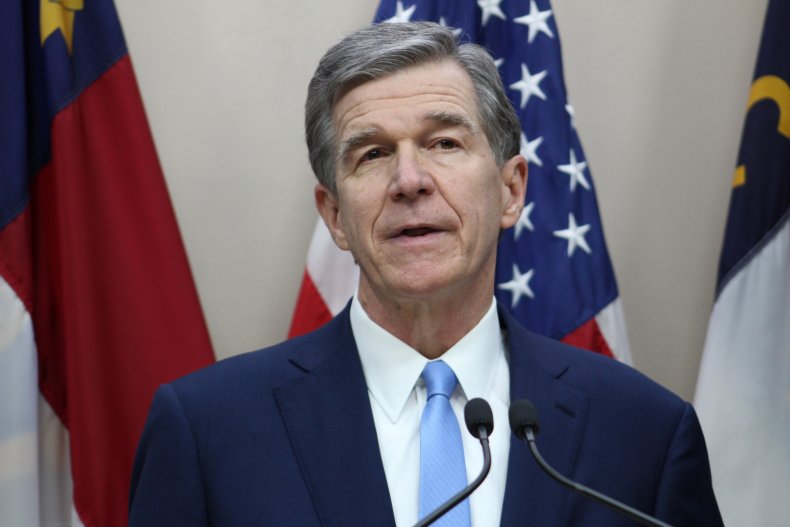 Mail-In Ballots, Bar, Roy Cooper, North Carolina