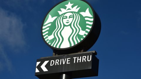 Starbucks Customers Duped Into Ordering A Made Up Under The Sea Refresher Starbucks Customers Duped Into Ordering A Made Up Under The Sea Refresher