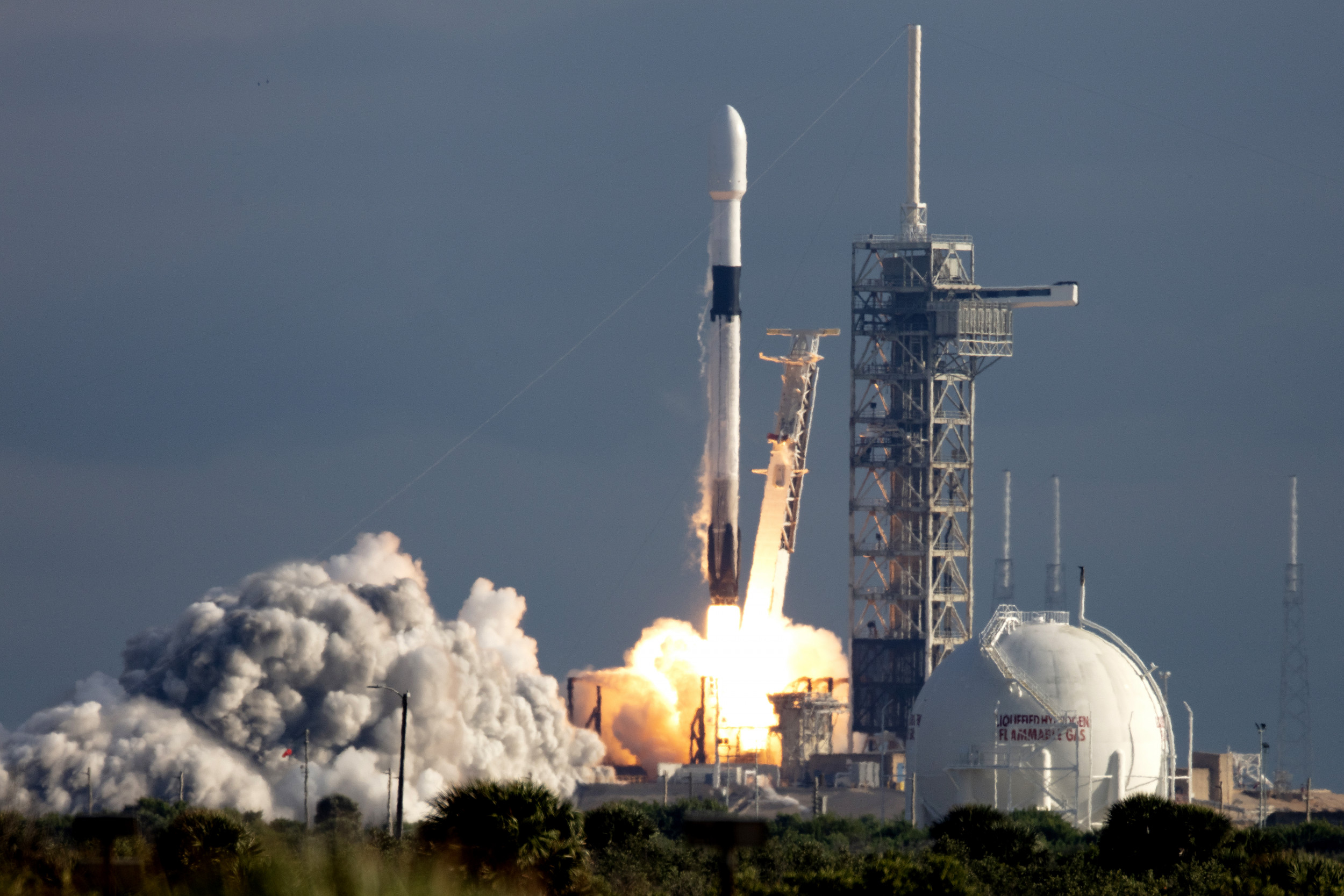 Watch Spacex Falcon 9 Send Satellites Into Orbit In Record Breaking Launch Newsweek 6959