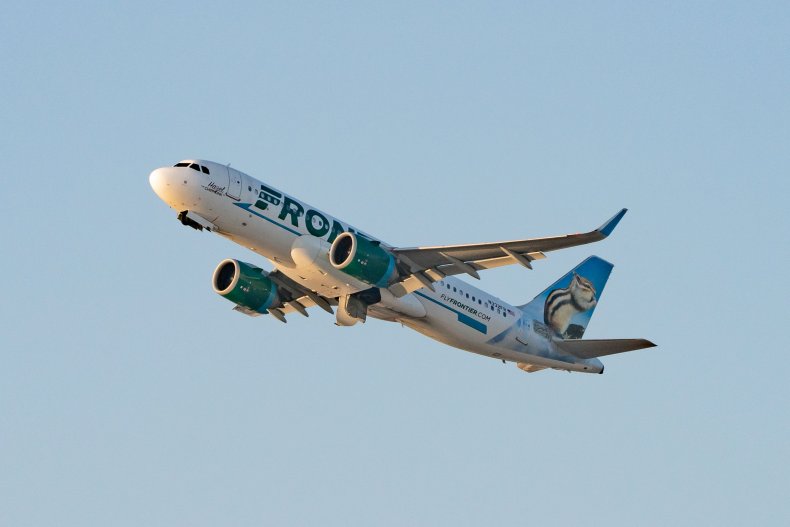 Frontier Airlines Airbus A320 takes off 