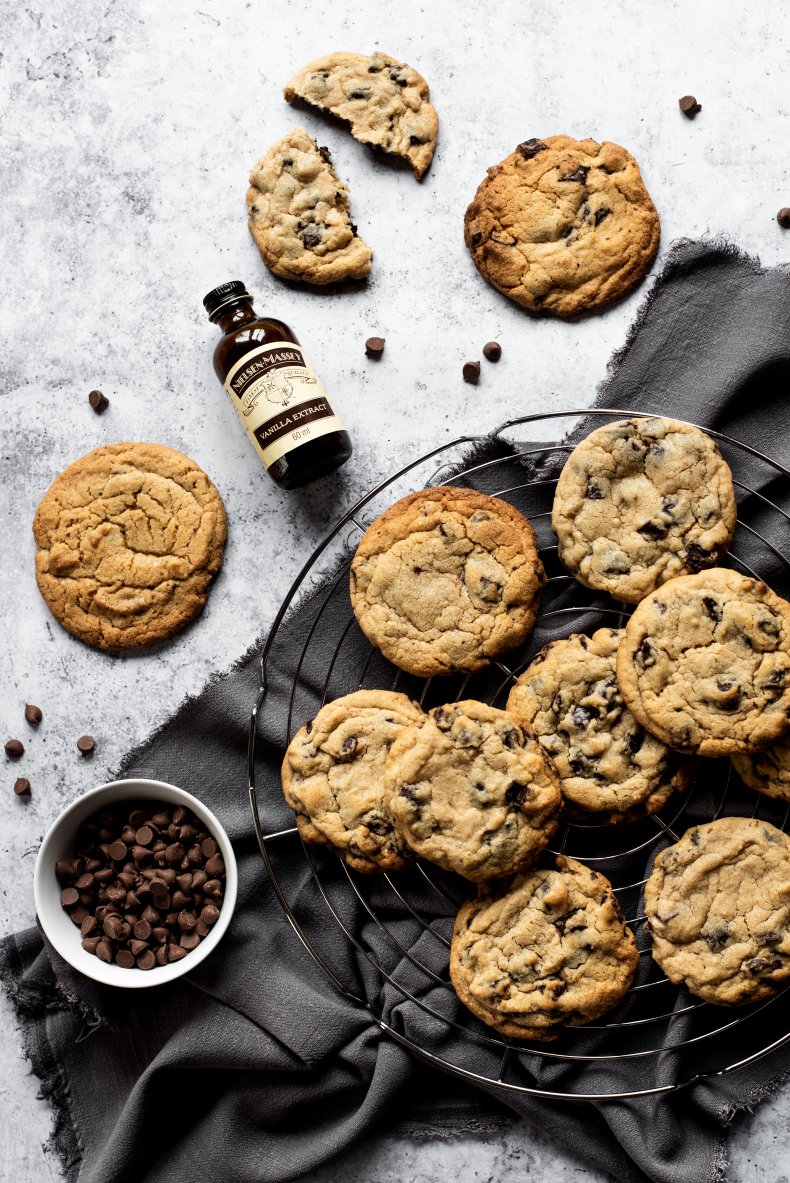 Copycat Chocolate Chip Millie's Cookies