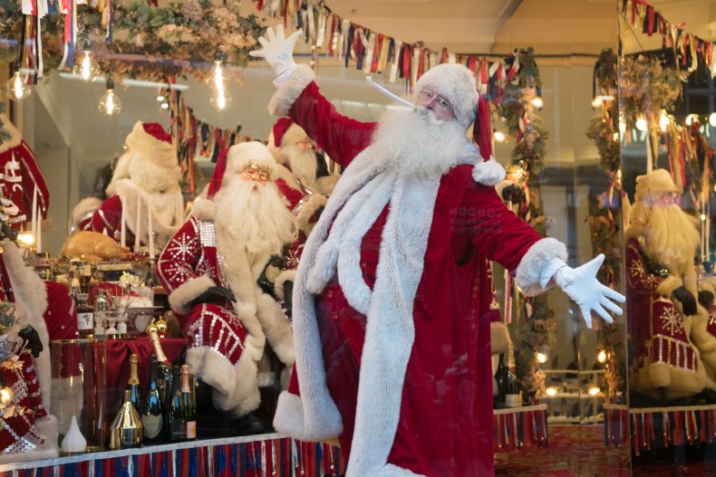 Sheriff Office Removes Photo Santa Gun Permit