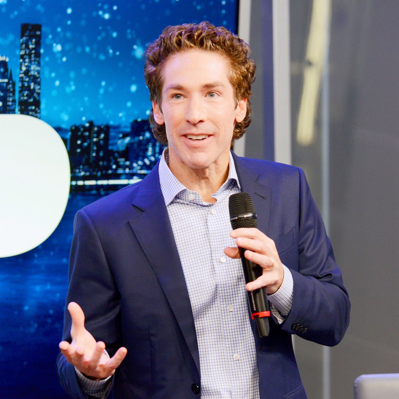 Joel Osteen Laughs Off Being Called a 'Piece of S***' In Viral Video - Newsweek