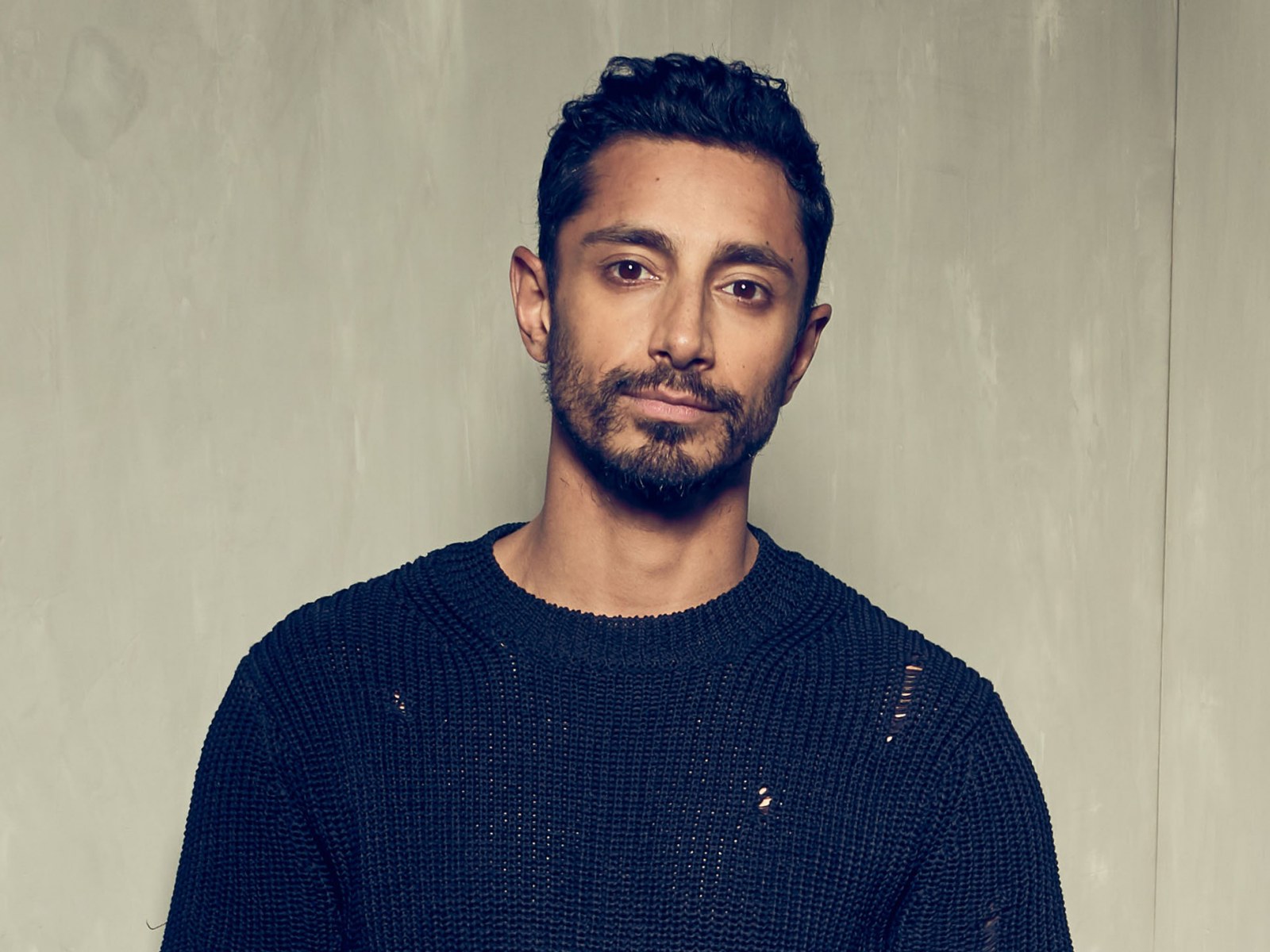 Riz Ahmed On How His New Film Encounter Isn T Sci Fi This Is Now Fi Riz Ahmed On How His New Film Encounter Isn T Sci Fi This Is Now Fi