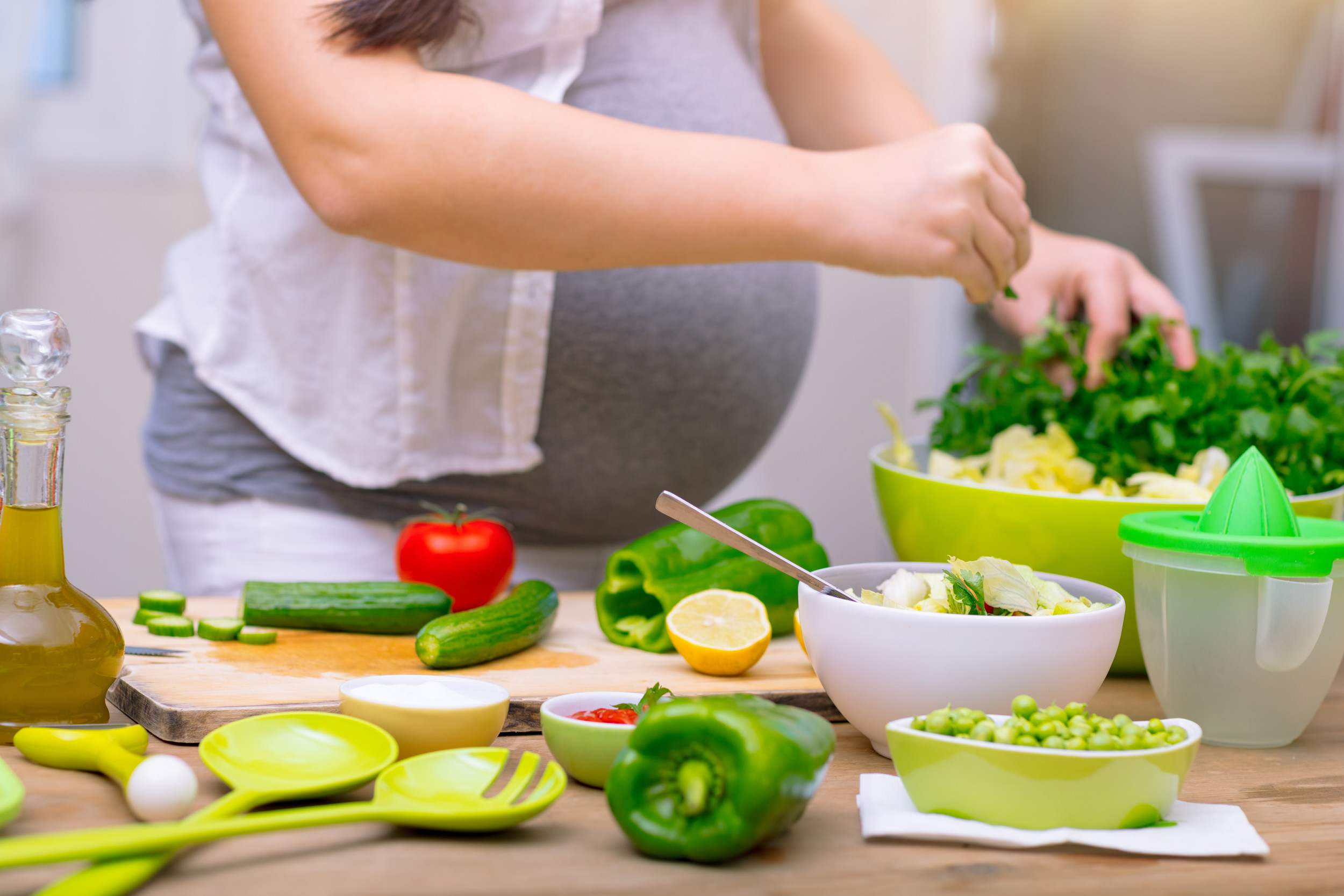 Fury as Pregnant Woman Preps Meals for When the Baby's Born, Only To Find Partner Ate It