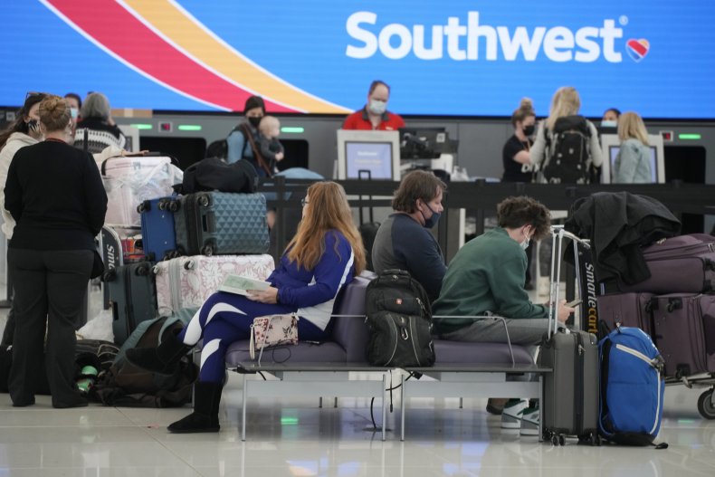 Southwest Expects Profits
