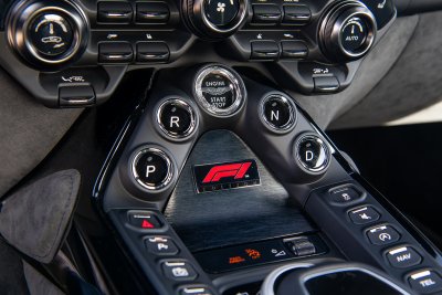 Aston Martin Vantage F1 Edition Aston Martin Vantage F1 Edition