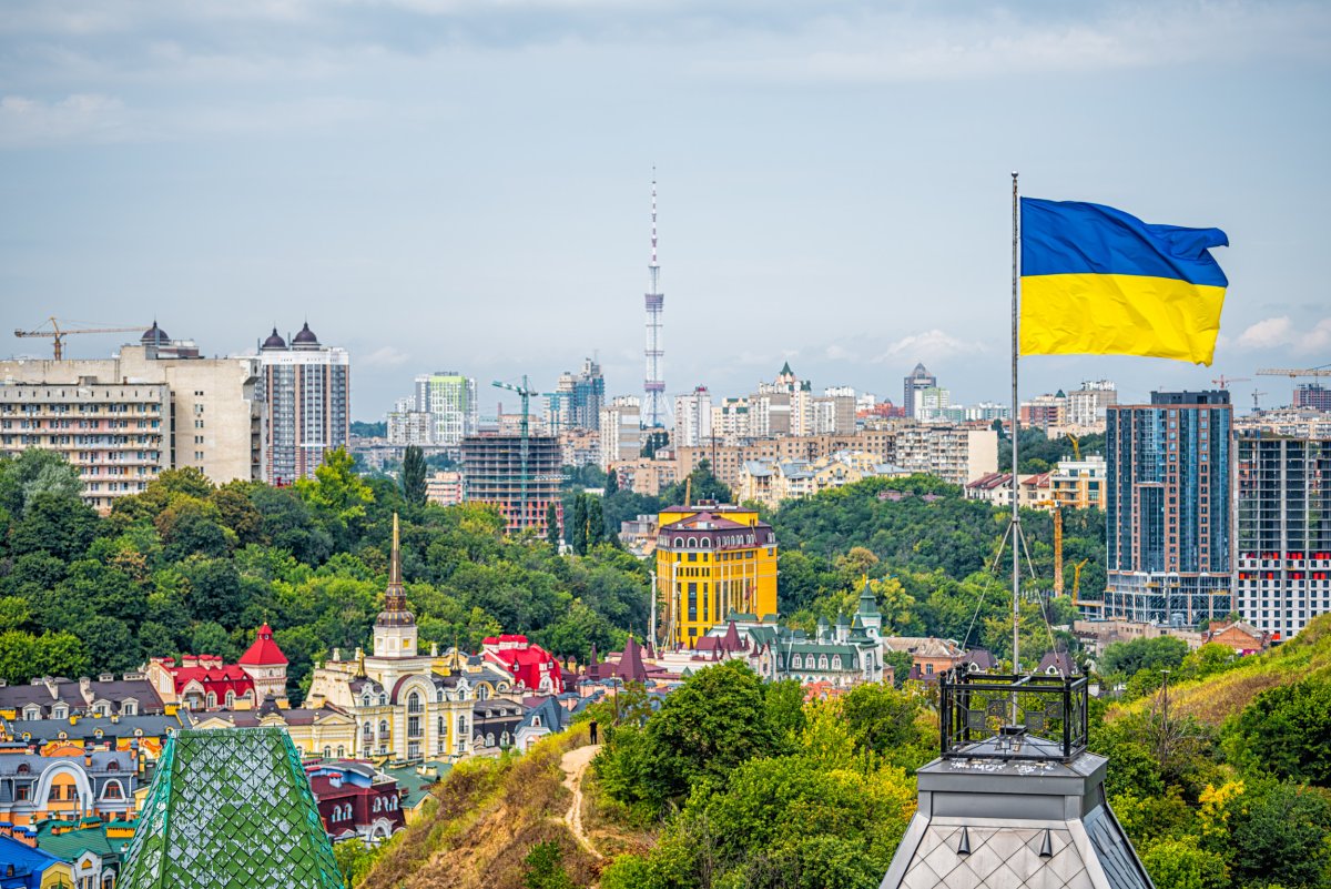 Киев будет русским. Флаг Украины. Vilnius Slava ukraini. Burcha Ukraine.