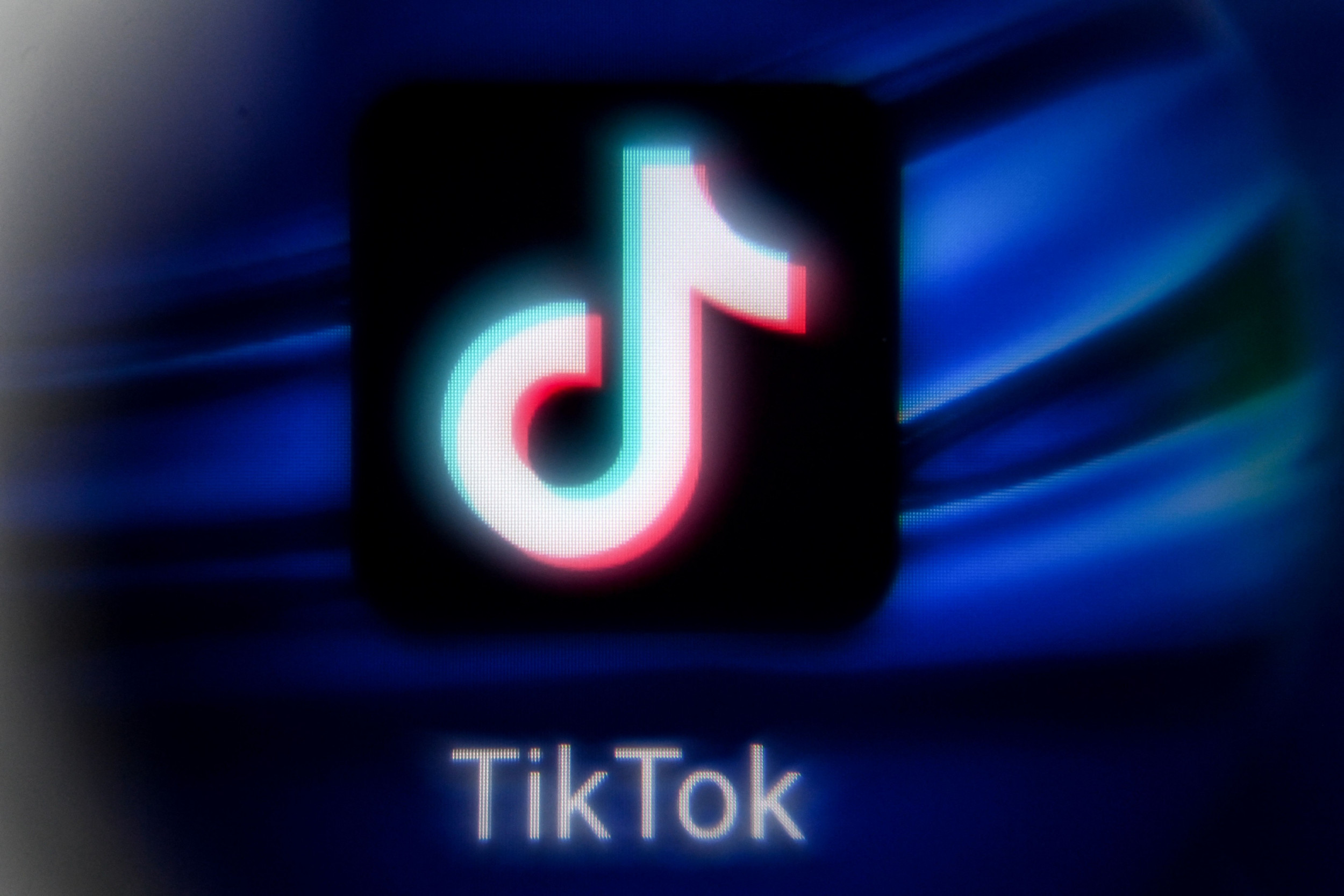 Viral Christmas TikToks You Need To See