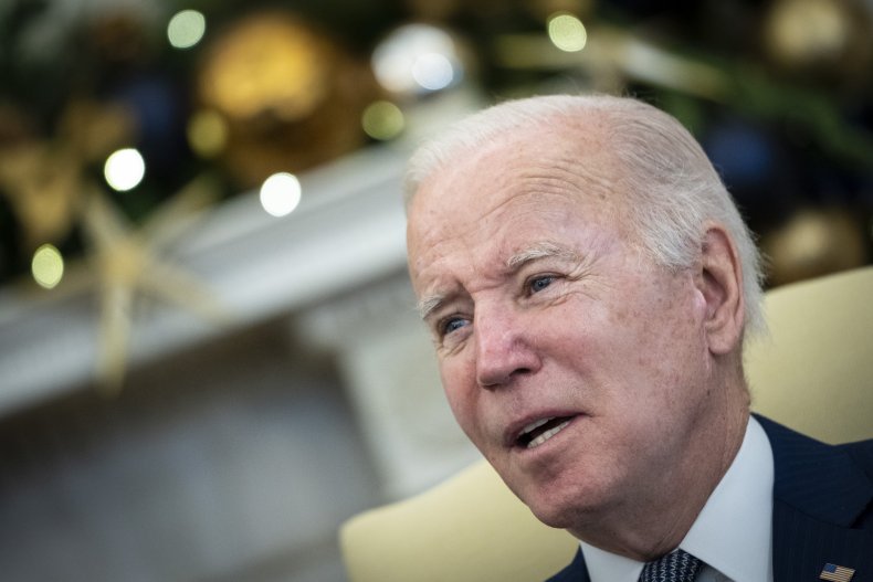 joe biden donald trump travel ban omicron