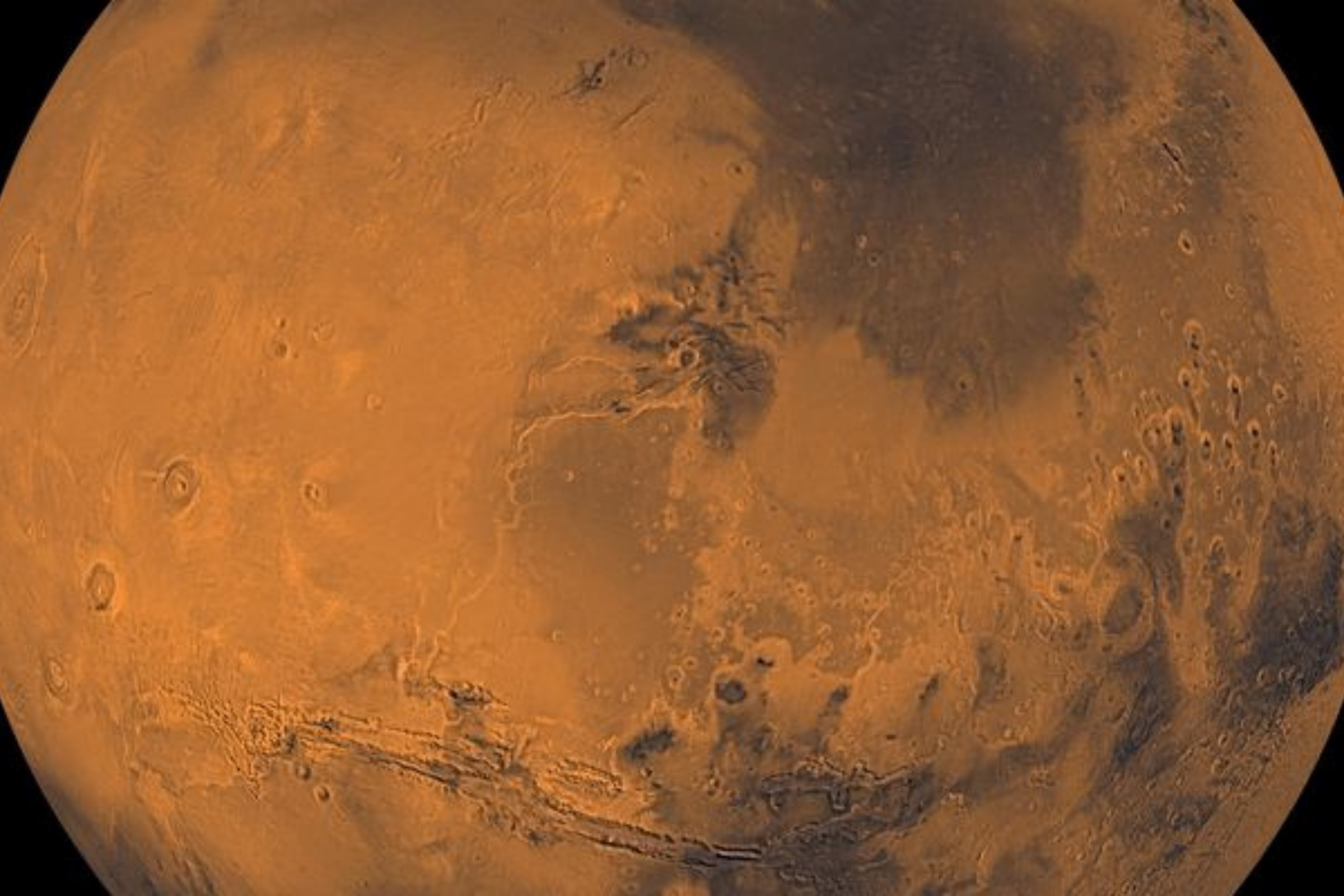 Incredible Mars Discoveries Made in 2021, From Water to Lava and Super Volcanoes